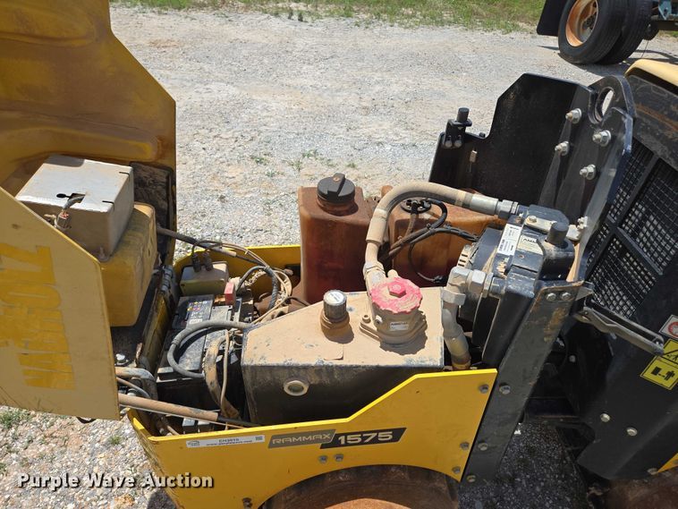 image for item EN3919 2021 Multiquip Rammax 1575 trench compactor