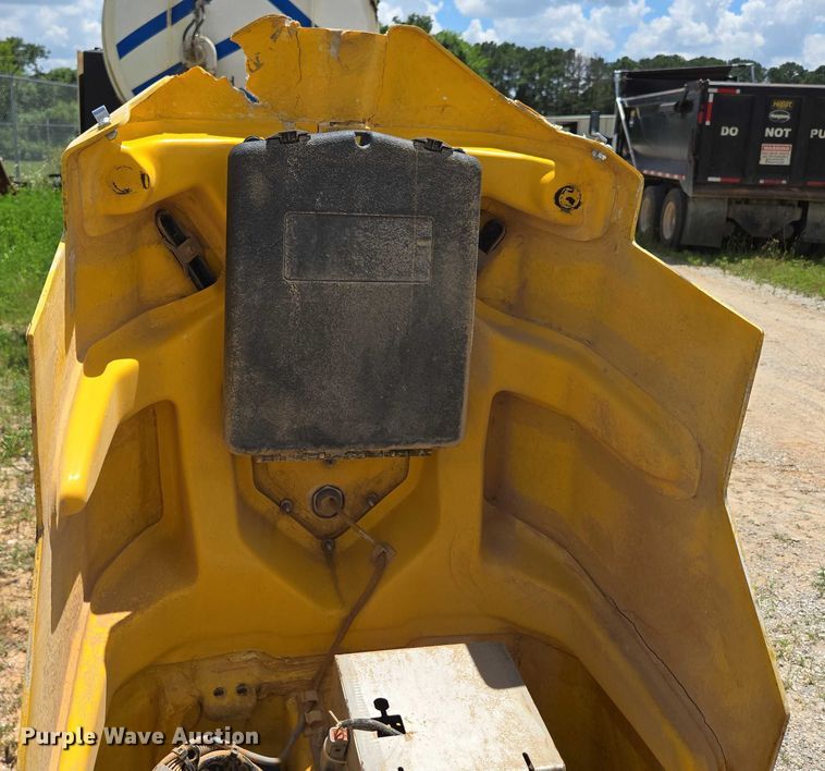 image for item EN3919 2021 Multiquip Rammax 1575 trench compactor