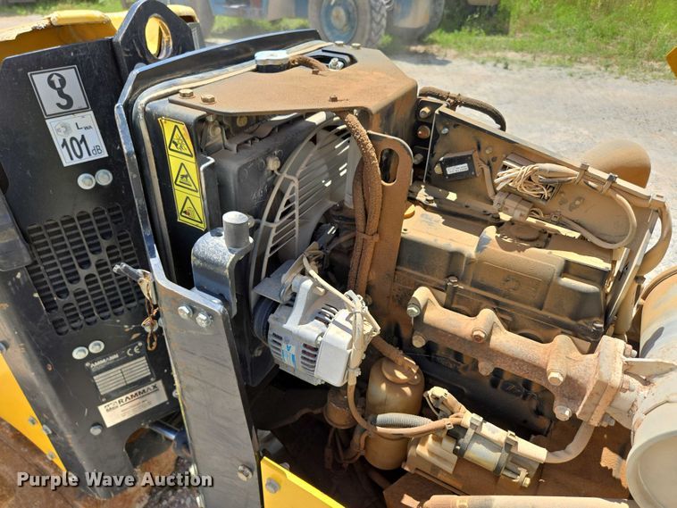 image for item EN3919 2021 Multiquip Rammax 1575 trench compactor