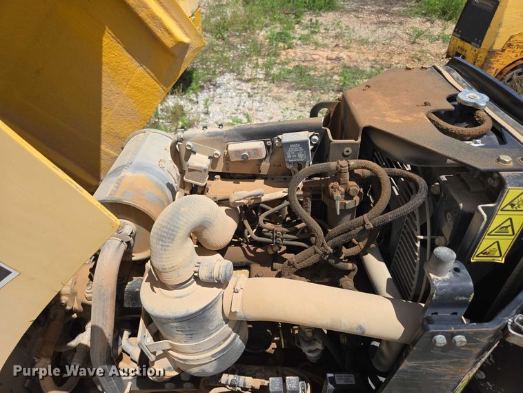 image for item EN3919 2021 Multiquip Rammax 1575 trench compactor