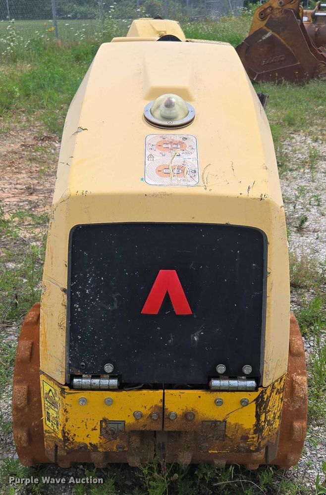 image for item EN3920 2021 Multiquip Rammax 1575 trench compactor