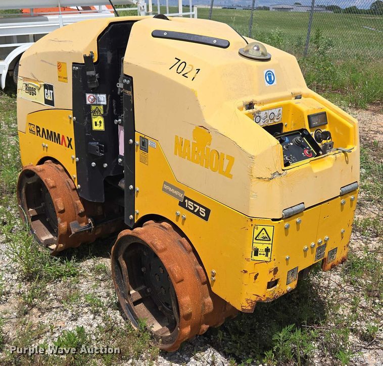 image for item EN3920 2021 Multiquip Rammax 1575 trench compactor