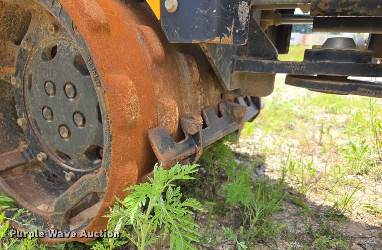 image for item EN3920 2021 Multiquip Rammax 1575 trench compactor