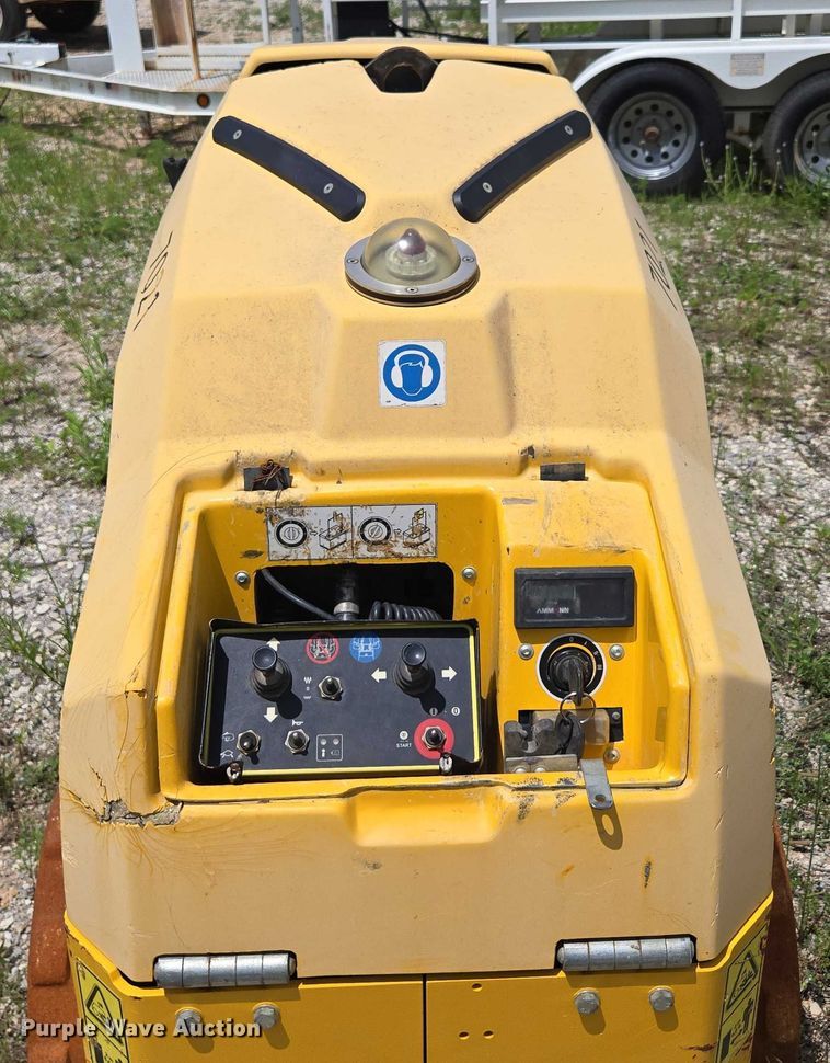 image for item EN3920 2021 Multiquip Rammax 1575 trench compactor