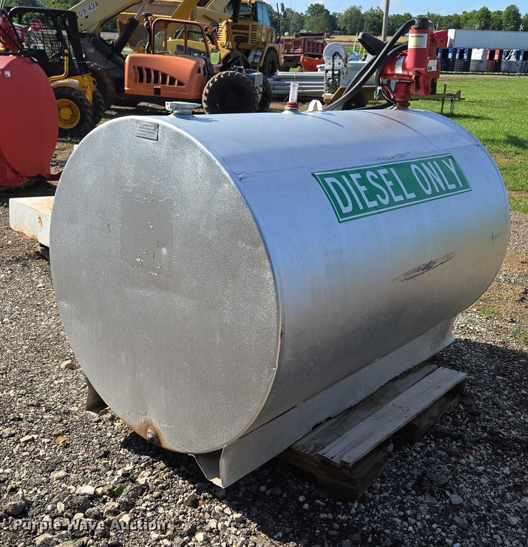 image for item EN3927 Certified Equipment and Mfg. Co. diesel fuel tank