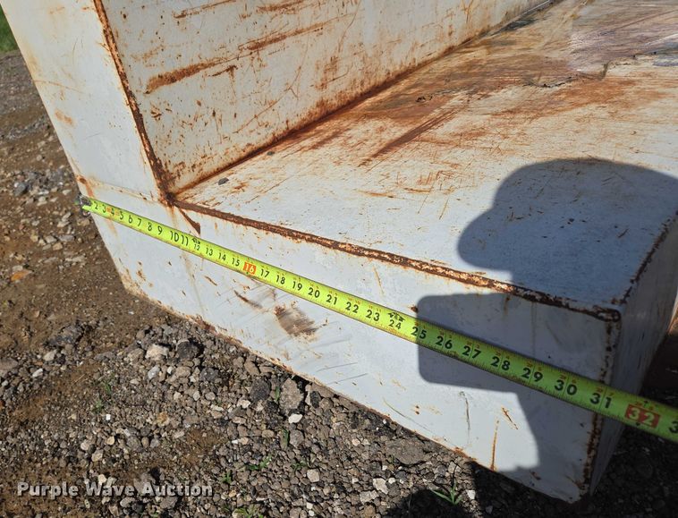 image for item EN3928 Fuel tank