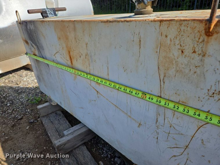 image for item EN3928 Fuel tank