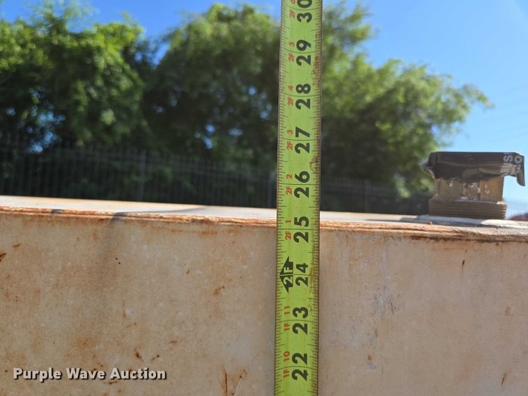 image for item EN3928 Fuel tank