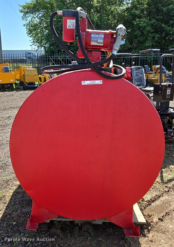 image for item EN3929 Diesel fuel tank