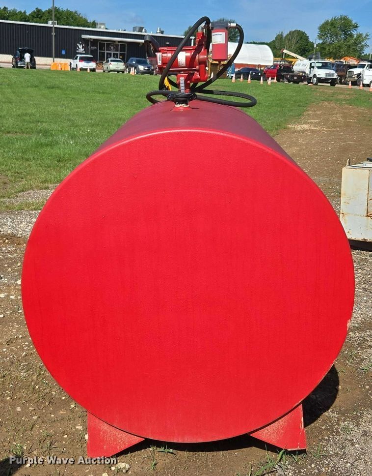 image for item EN3929 Diesel fuel tank