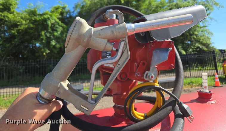 image for item EN3929 Diesel fuel tank