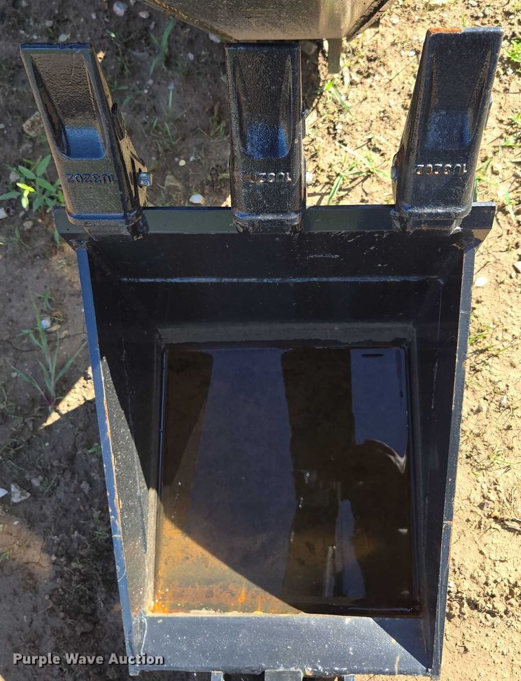 image for item EN3930 2024 AGT SSBKH skid steer backhoe