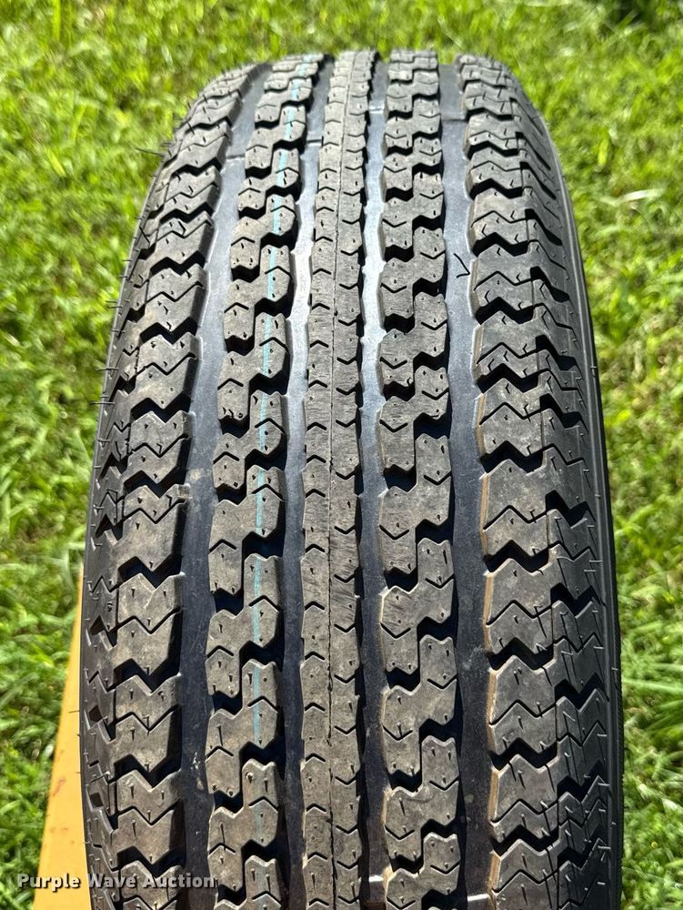 image for item EN3933 Industrial America F10T box blade