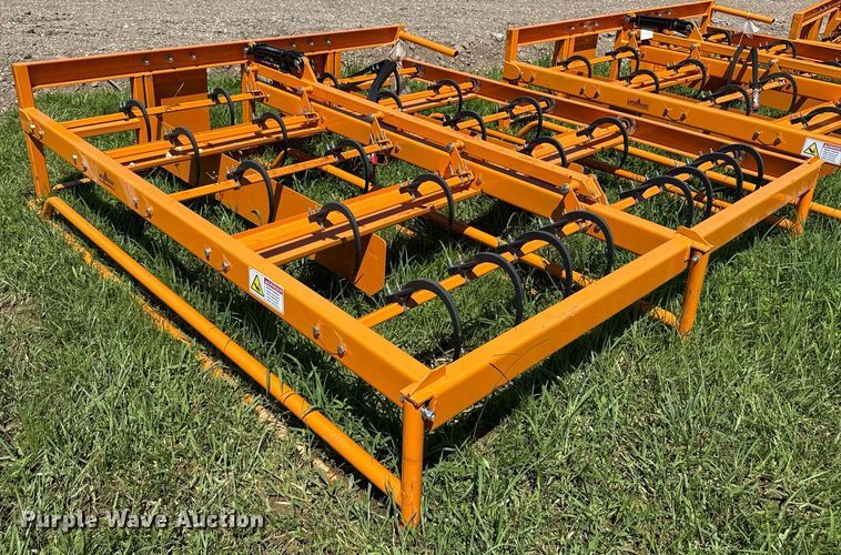 image for item EN3936 Land Honor skid steer bale accumulator grapple