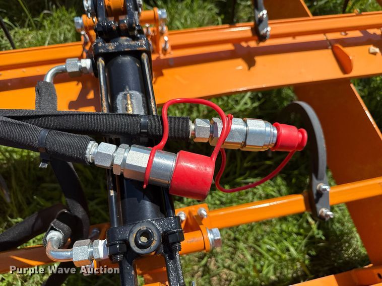 image for item EN3936 Land Honor skid steer bale accumulator grapple