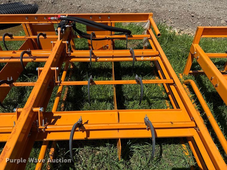 image for item EN3936 Land Honor skid steer bale accumulator grapple