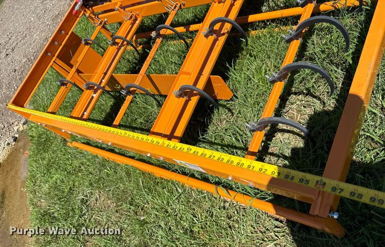 image for item EN3936 Land Honor skid steer bale accumulator grapple