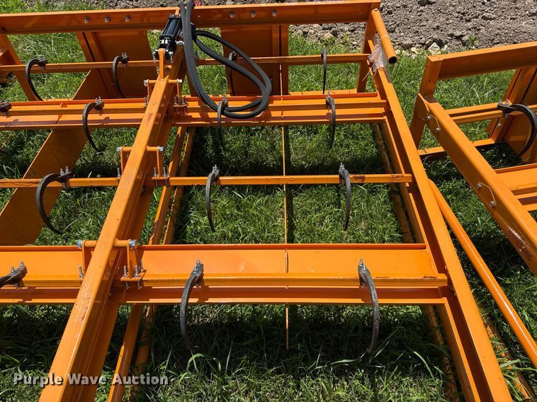 image for item EN3937 2024 Land Honor HAG-12-24Q skid steer bale accumulator grapple