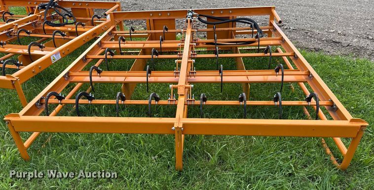 image for item EN3938 2024 Land Honor HAG-12-24Q skid steer bale accumulator grapple