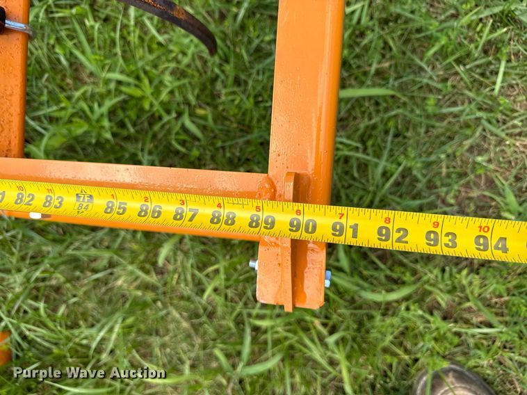 image for item EN3938 2024 Land Honor HAG-12-24Q skid steer bale accumulator grapple