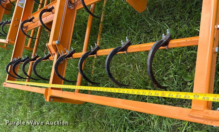 image for item EN3938 2024 Land Honor HAG-12-24Q skid steer bale accumulator grapple