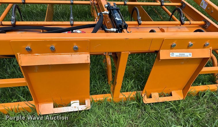 image for item EN3938 2024 Land Honor HAG-12-24Q skid steer bale accumulator grapple