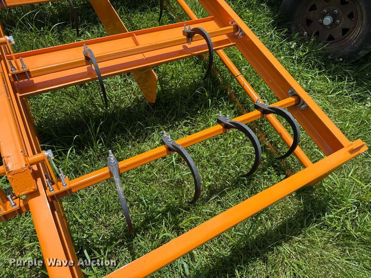 image for item EN3939 2024 Land Honor HAG-12-24Q skid steer bale accumulator grapple