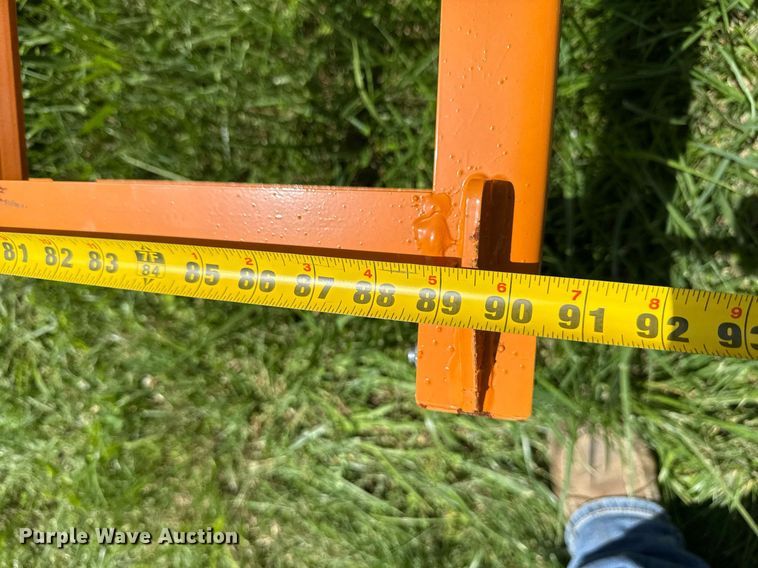 image for item EN3939 2024 Land Honor HAG-12-24Q skid steer bale accumulator grapple