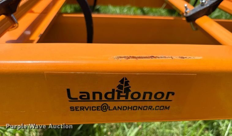 image for item EN3939 2024 Land Honor HAG-12-24Q skid steer bale accumulator grapple