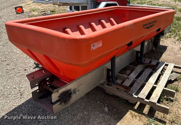 image for item EN3940 Swenson spreader