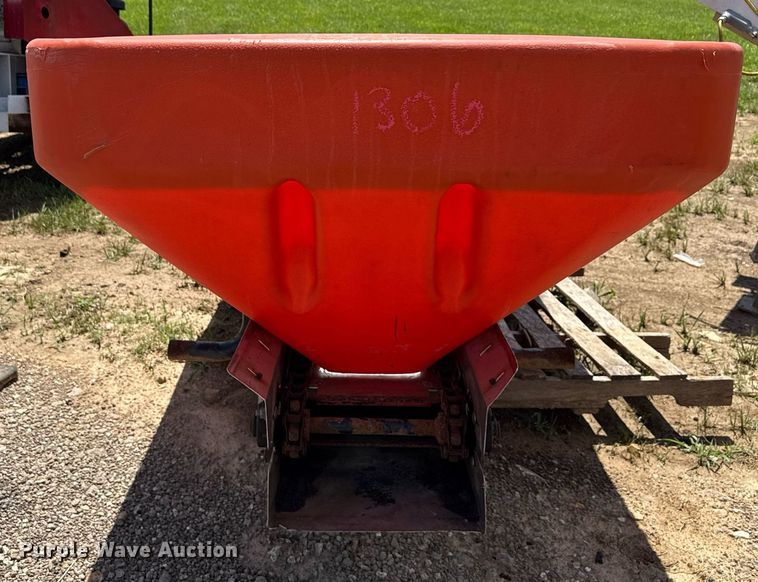 image for item EN3940 Swenson spreader