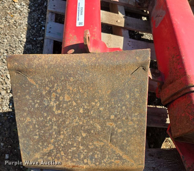 image for item EN3944 (2) trailer landing gear