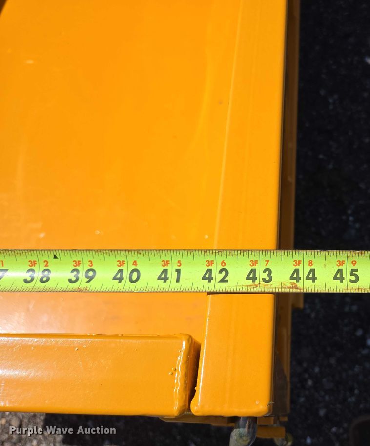 image for item EN3945 IR IRD25 crawler dumper