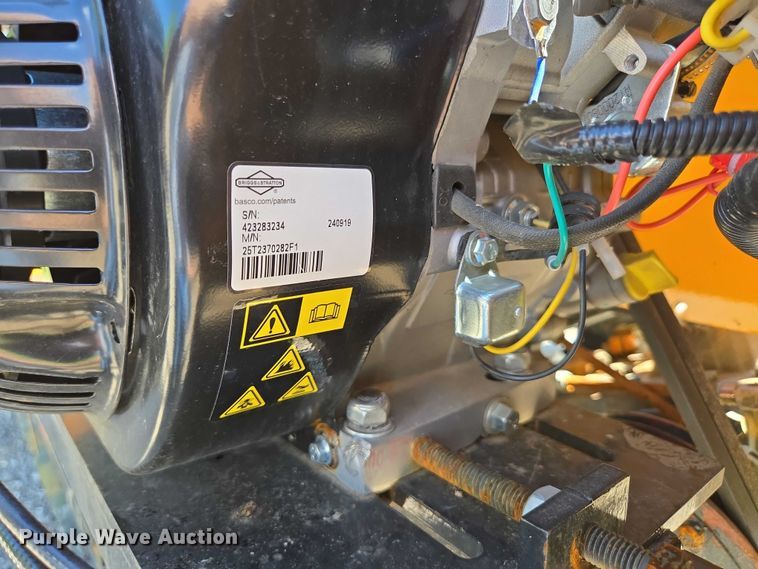 image for item EN3945 IR IRD25 crawler dumper