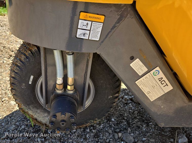 image for item EN3948 AGT HR230 compact wheel loader