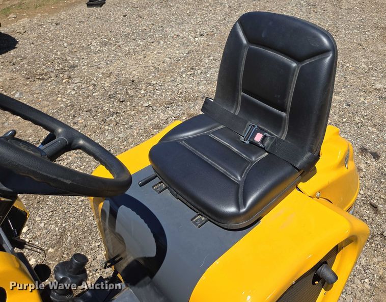 image for item EN3948 AGT HR230 compact wheel loader