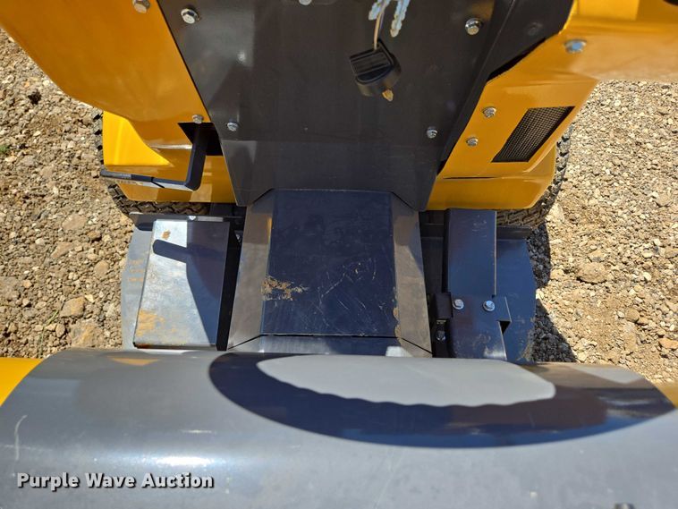 image for item EN3948 AGT HR230 compact wheel loader