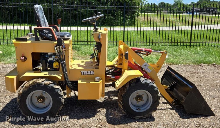 image for item EN3949 2024 Traner TR45 compact wheel loader
