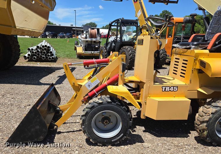 image for item EN3949 2024 Traner TR45 compact wheel loader