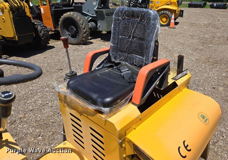 image for item EN3949 2024 Traner TR45 compact wheel loader