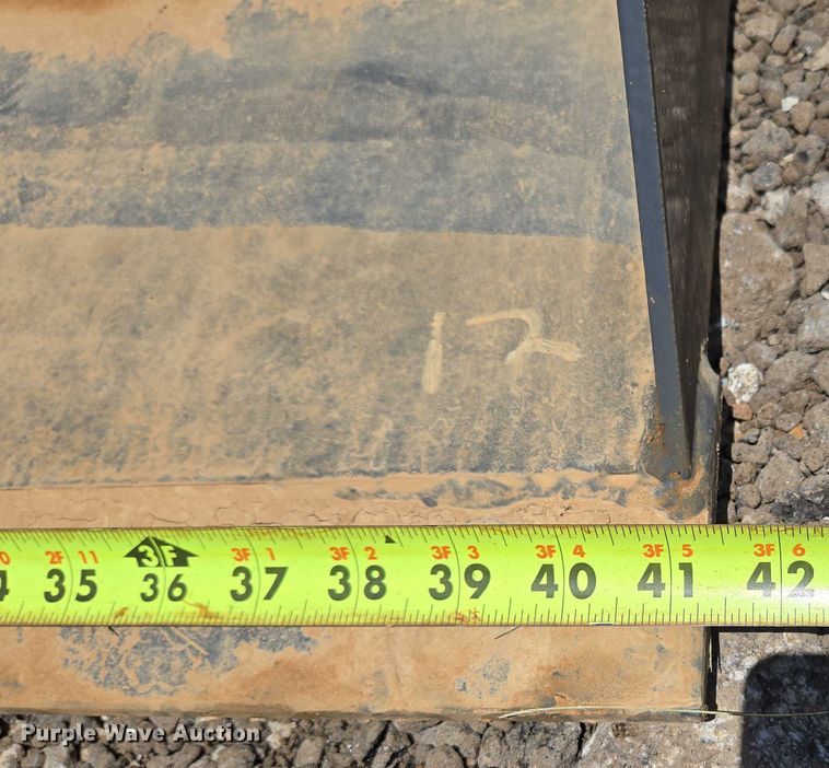 image for item EN3952 2024 EGN EG80 compact wheel loader