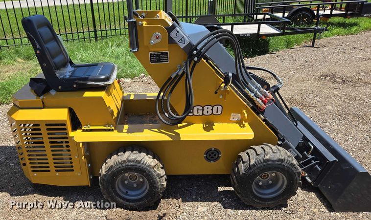 image for item EN3952 2024 EGN EG80 compact wheel loader