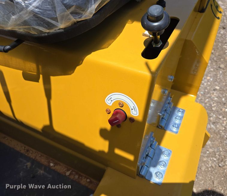 image for item EN3952 2024 EGN EG80 compact wheel loader