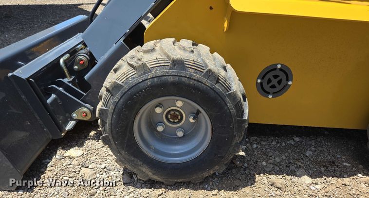 image for item EN3952 2024 EGN EG80 compact wheel loader