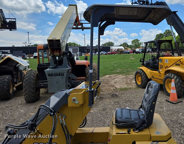 image for item EN3953 2024 EGN EG80 compact wheel loader