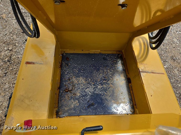 image for item EN3953 2024 EGN EG80 compact wheel loader