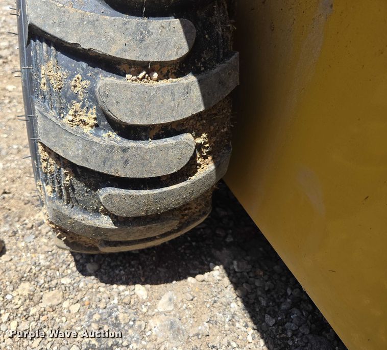 image for item EN3953 2024 EGN EG80 compact wheel loader