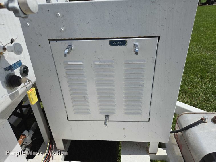 image for item EN3954 1997 Sherman Reilly reel trailer