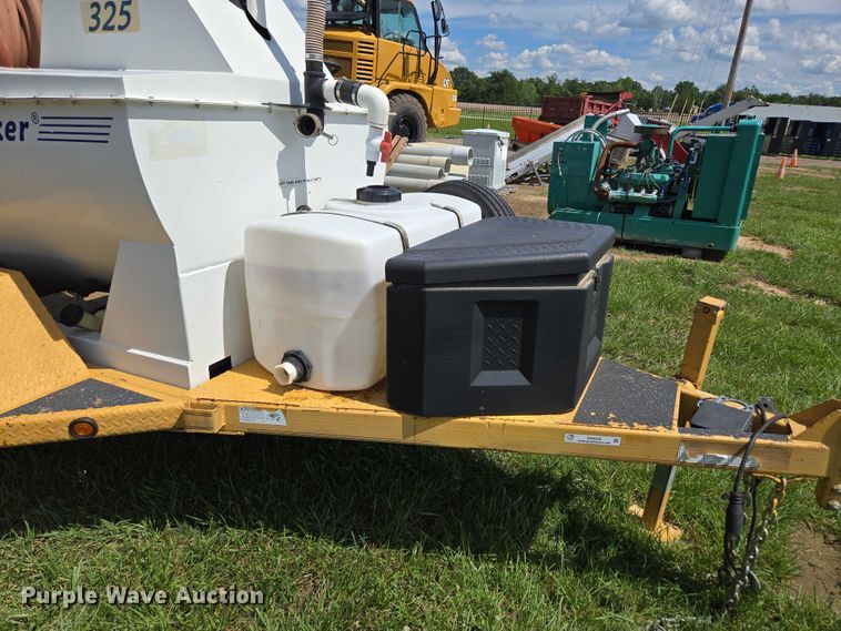 image for item EN3955 Turf Maker 325 hydroseeder