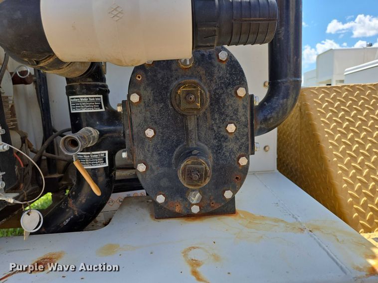 image for item EN3955 Turf Maker 325 hydroseeder